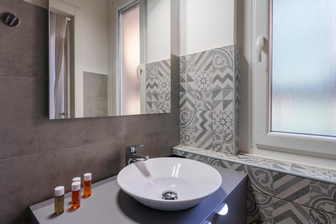 Sansiro Luxury Wi-Fi & Netflix Apartment มิลาน ภายนอก รูปภาพ